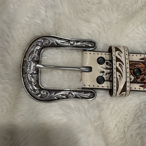 Angel Ranch “Howdy” Belt - Picture 2 of 4